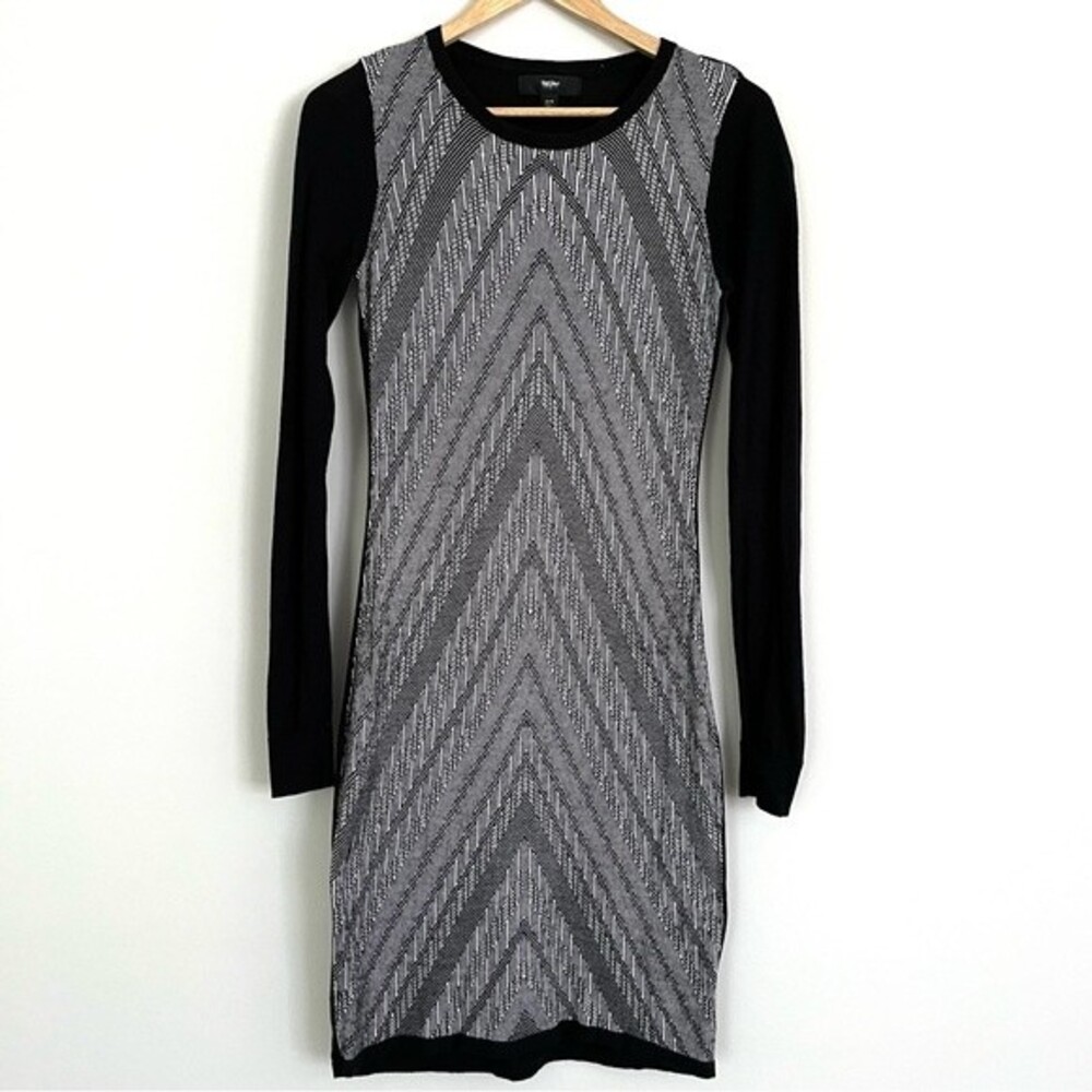Mossimo Long Sleeve Black and White Chevron Pattern Sweater Dress, Size XS nwot